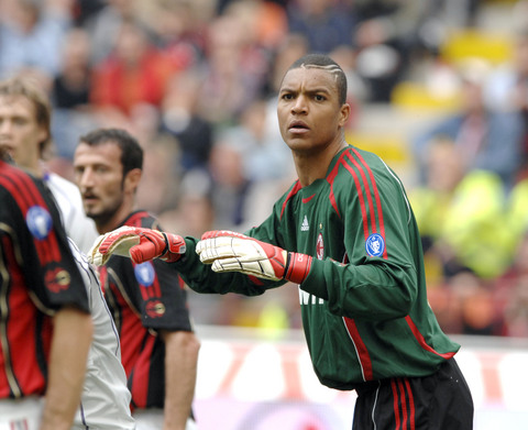 英超积分榜：利物浦连败后跌至第11，蓝军曼城分列二三位（英超榜单更新：利物浦连败跌至第11位，切尔西与曼城分居二三位）